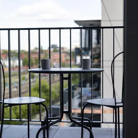 2homerent Industria Apartmán *